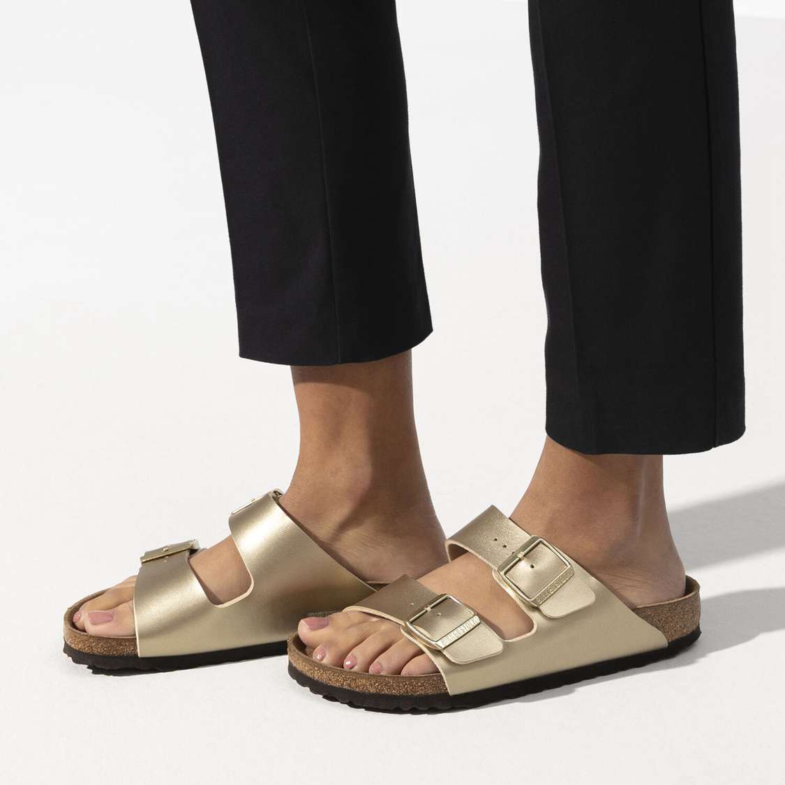 Birkenstock Arizona Birko-Flor Two Strap Sandals Gold | J9jzn7CsZ6t