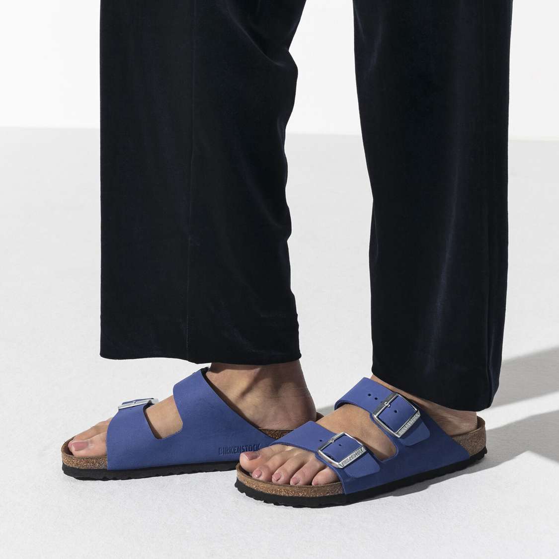 Birkenstock Arizona Soft Footbed Nubuck Leather Two Strap Sandals AZURE Blue | SYQBpywmJLD