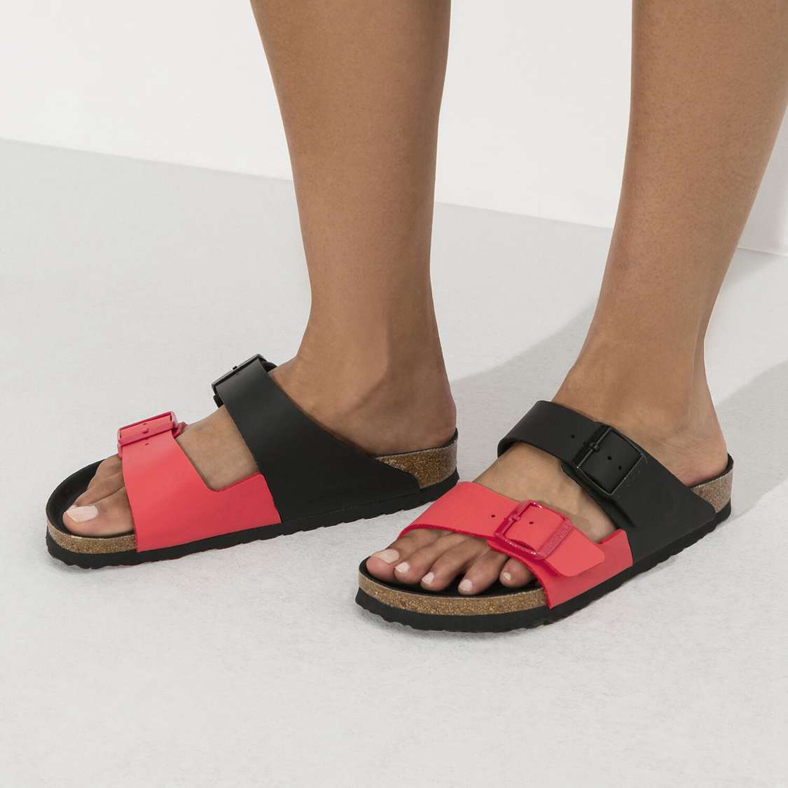 Birkenstock Arizona Split Birko-Flor Two Strap Sandals Black / Red | TJStUPK2sRG