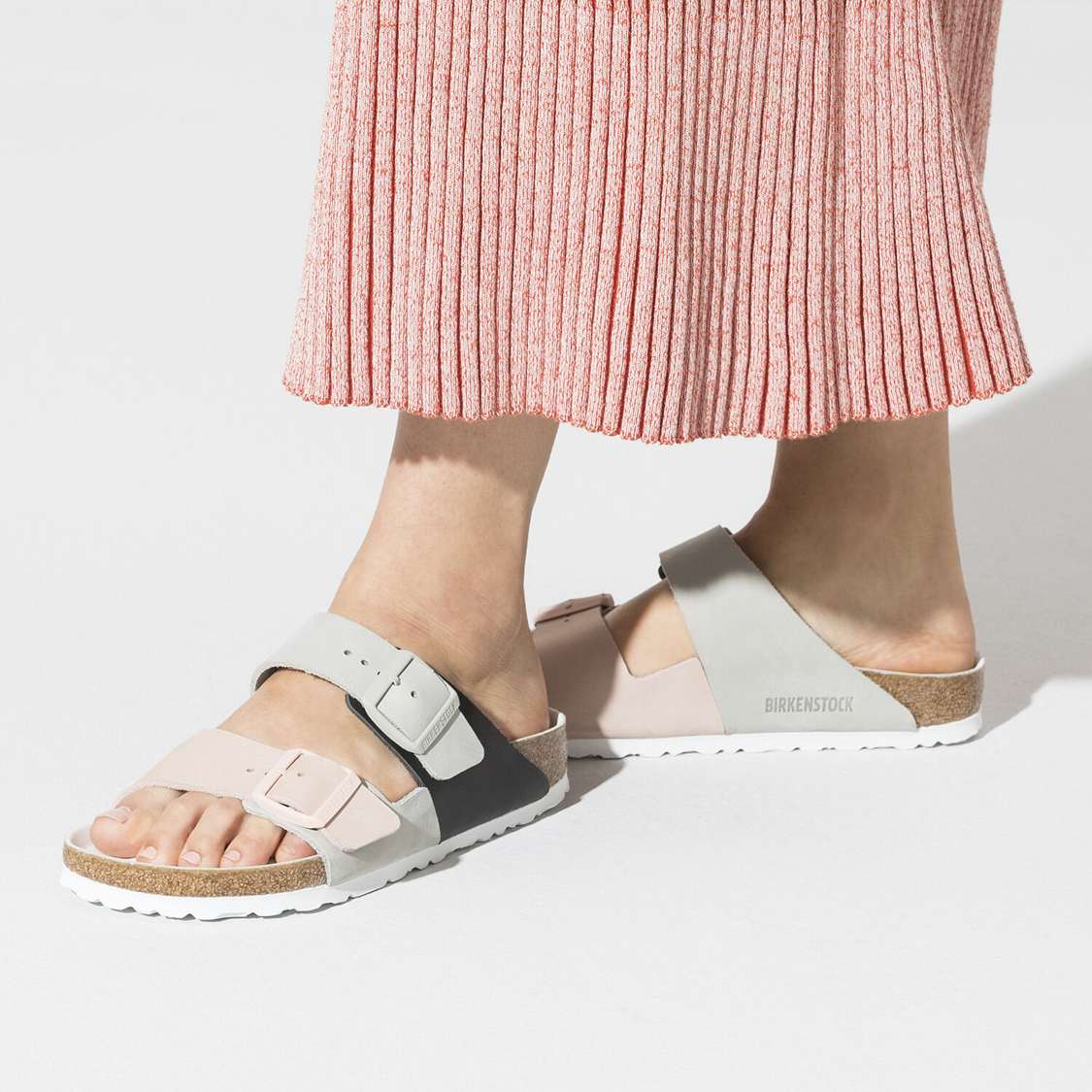 Birkenstock Arizona Split Nubuck Leather Two Strap Sandals Light Rose | R35YSFJXNwq