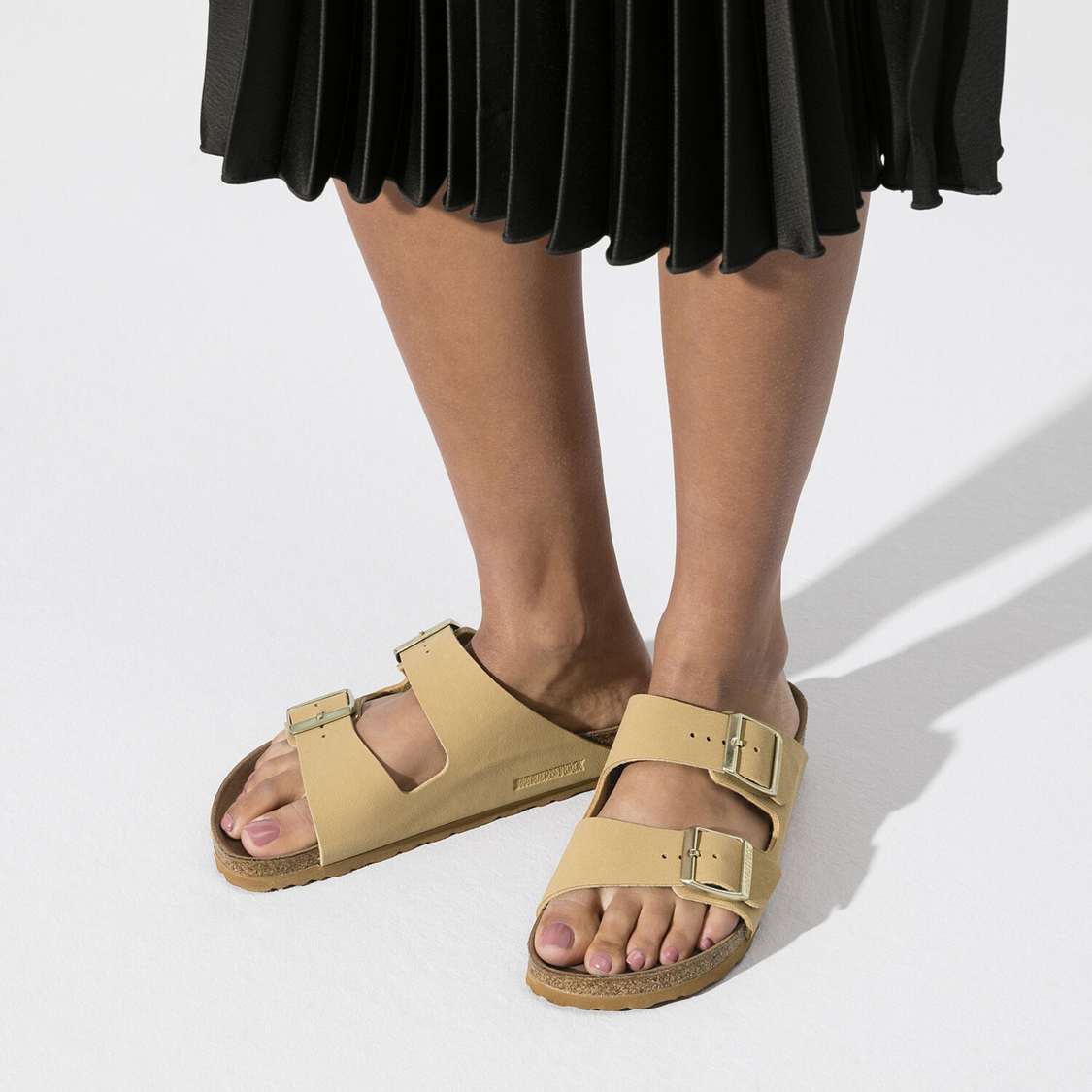 Birkenstock Arizona Vegan Birkibuc Two Strap Sandals Cream | xpdcKT8AMPh