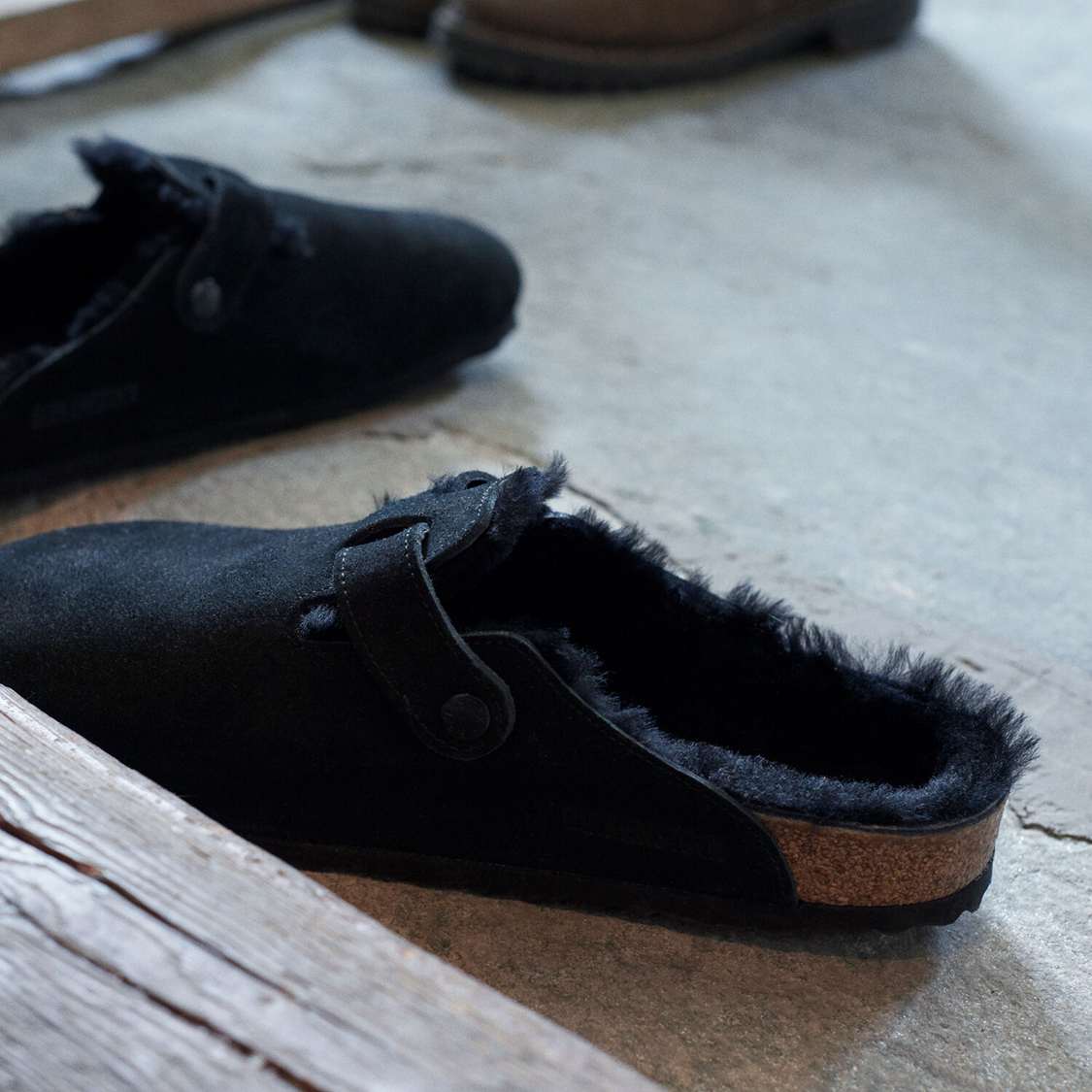 Birkenstock Boston Shearling Suede Leather Clogs Black | gnJfNXUUHSc