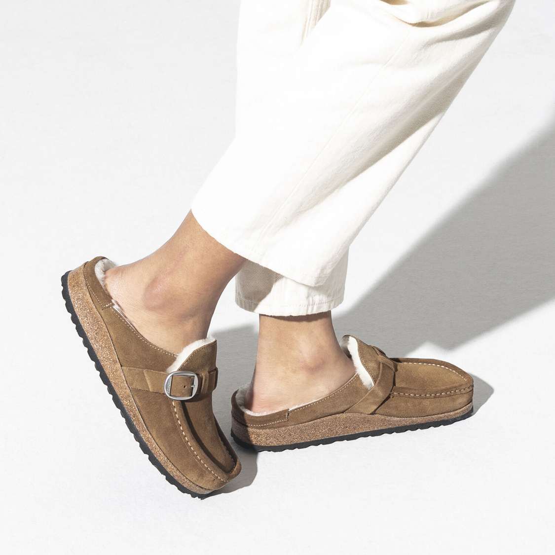 Birkenstock Buckley Shearling Suede Leather Clogs Brown | A1jYCwETvwu