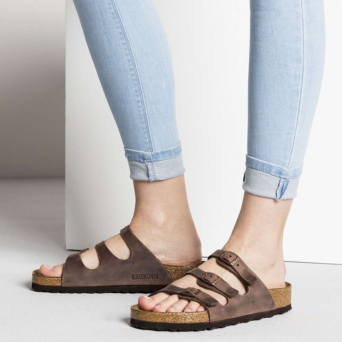 Birkenstock Florida Soft Footbed Oiled Leather Multi Strap Sandals Brown | bn9jdAAeLhQ