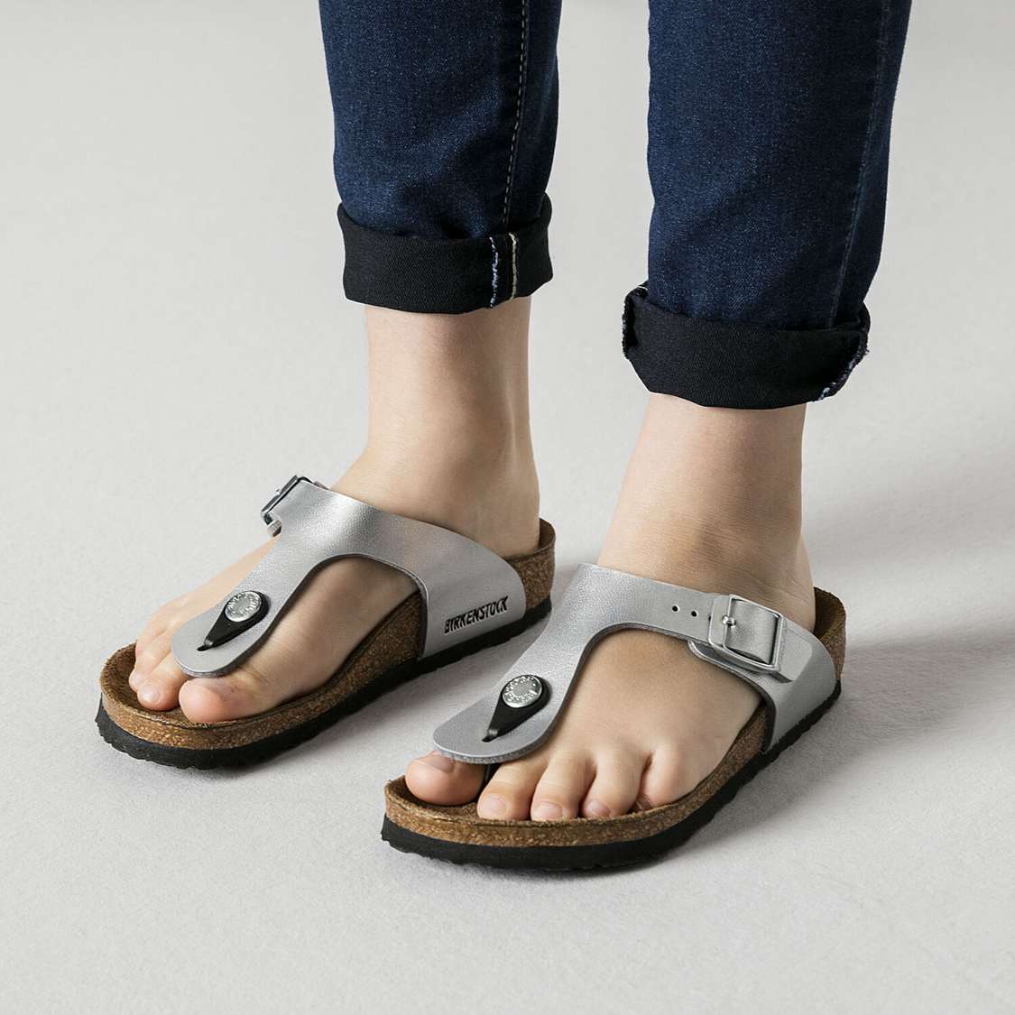 Birkenstock Gizeh Birko-Flor Boys Sandals Silver | HMV2EYLxOxd