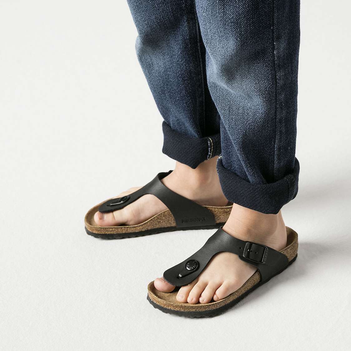 Birkenstock Gizeh Birko-Flor Boys Sandals Black | wkBpmiy2RmQ