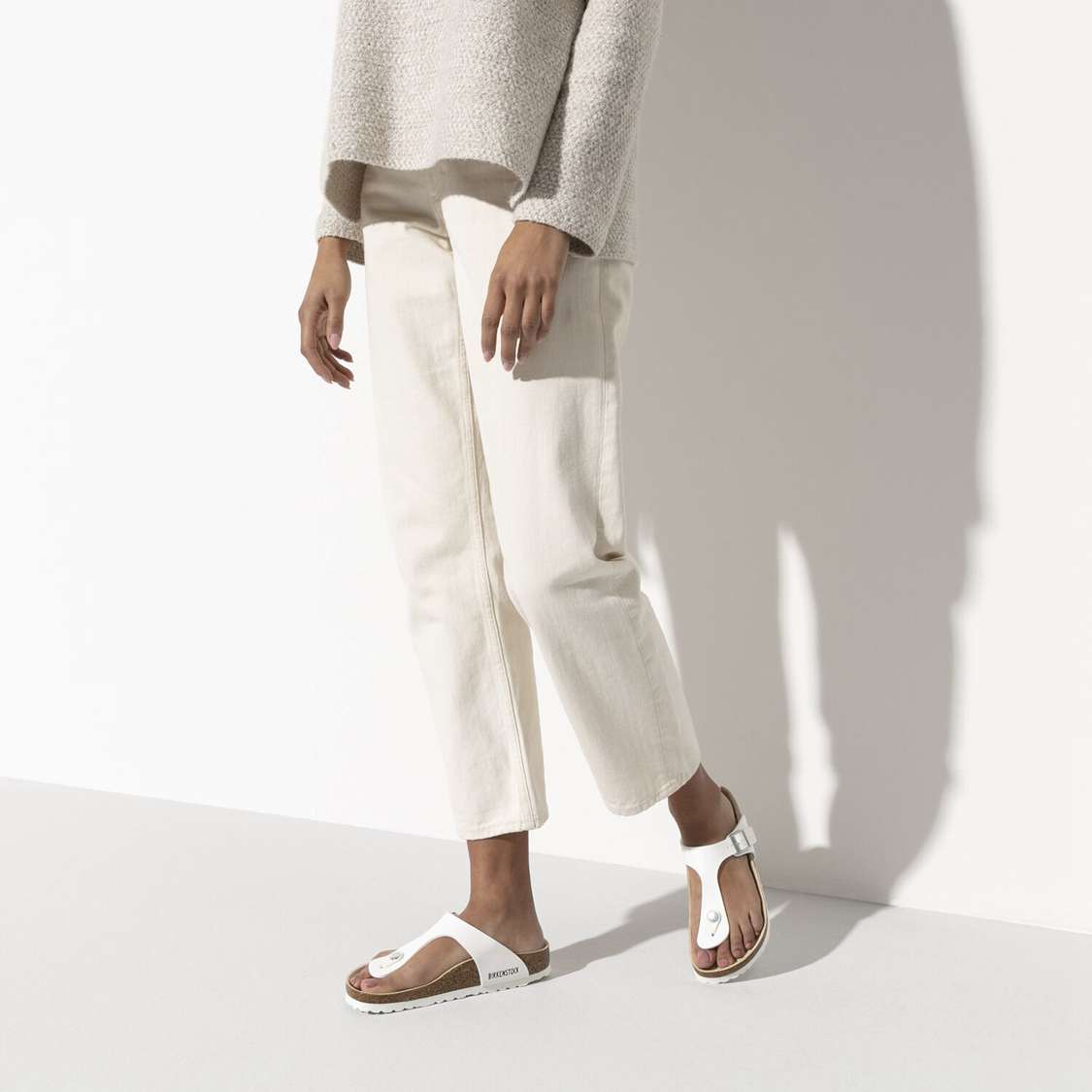 Birkenstock Gizeh Birko-Flor One Strap Sandals White | XNALUpTtXD6