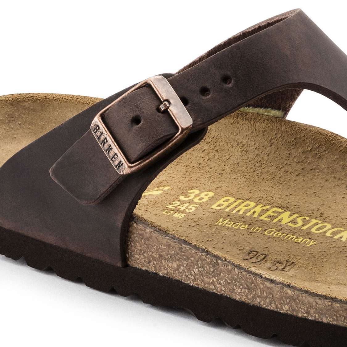 Birkenstock Gizeh Oiled Leather One Strap Sandals Brown | VpqinurMImH