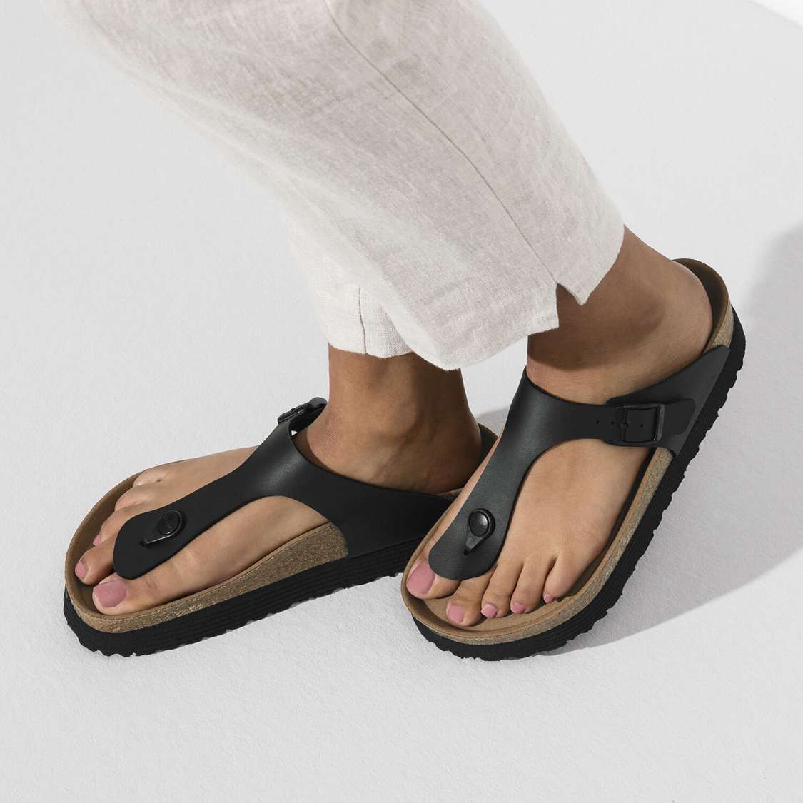 Birkenstock Gizeh Platform Vegan Birko-Flor One Strap Sandals Black | 6cjTToYMCnE