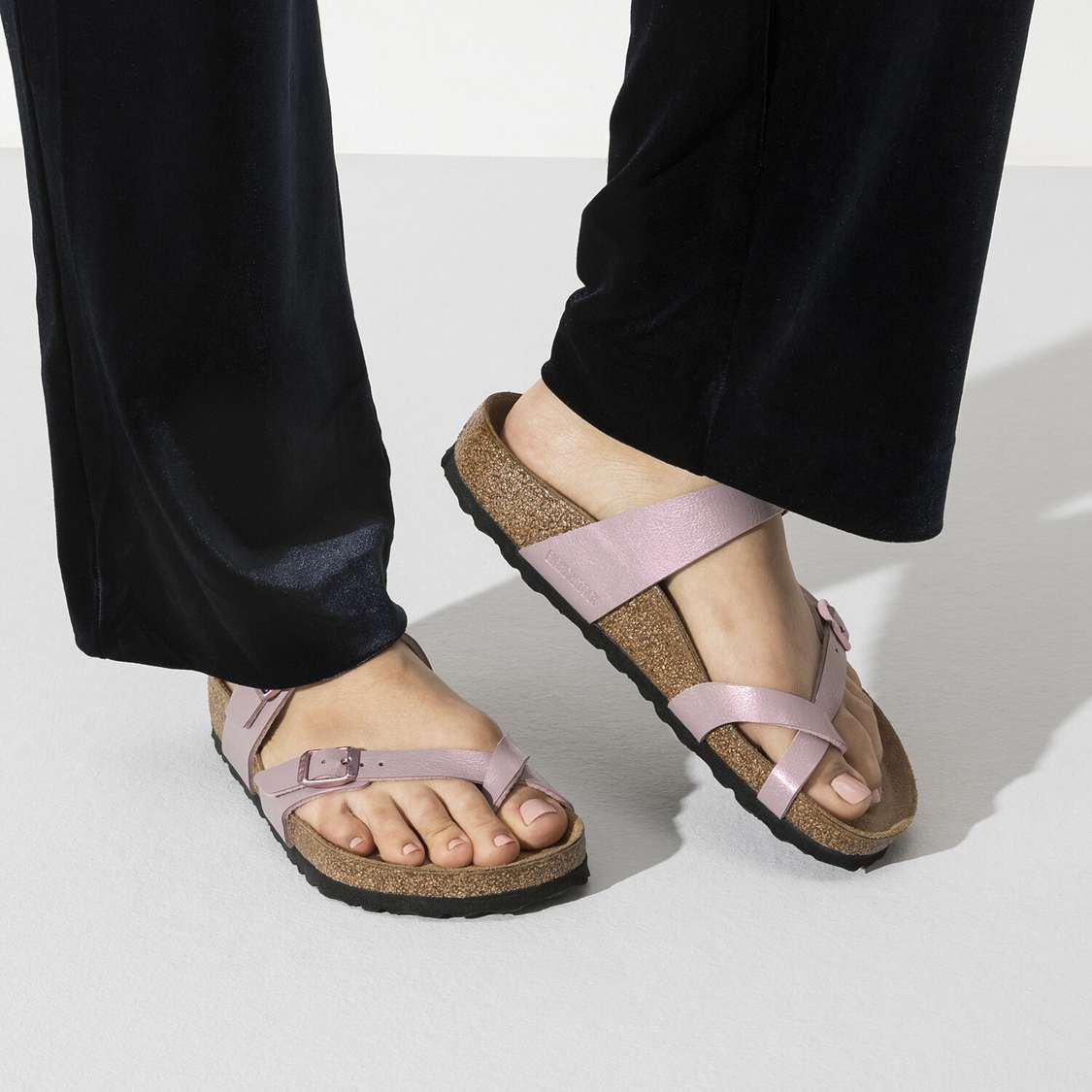 Birkenstock Mayari Birko-Flor Two Strap Sandals Lavender | FlOSIZOtSRn