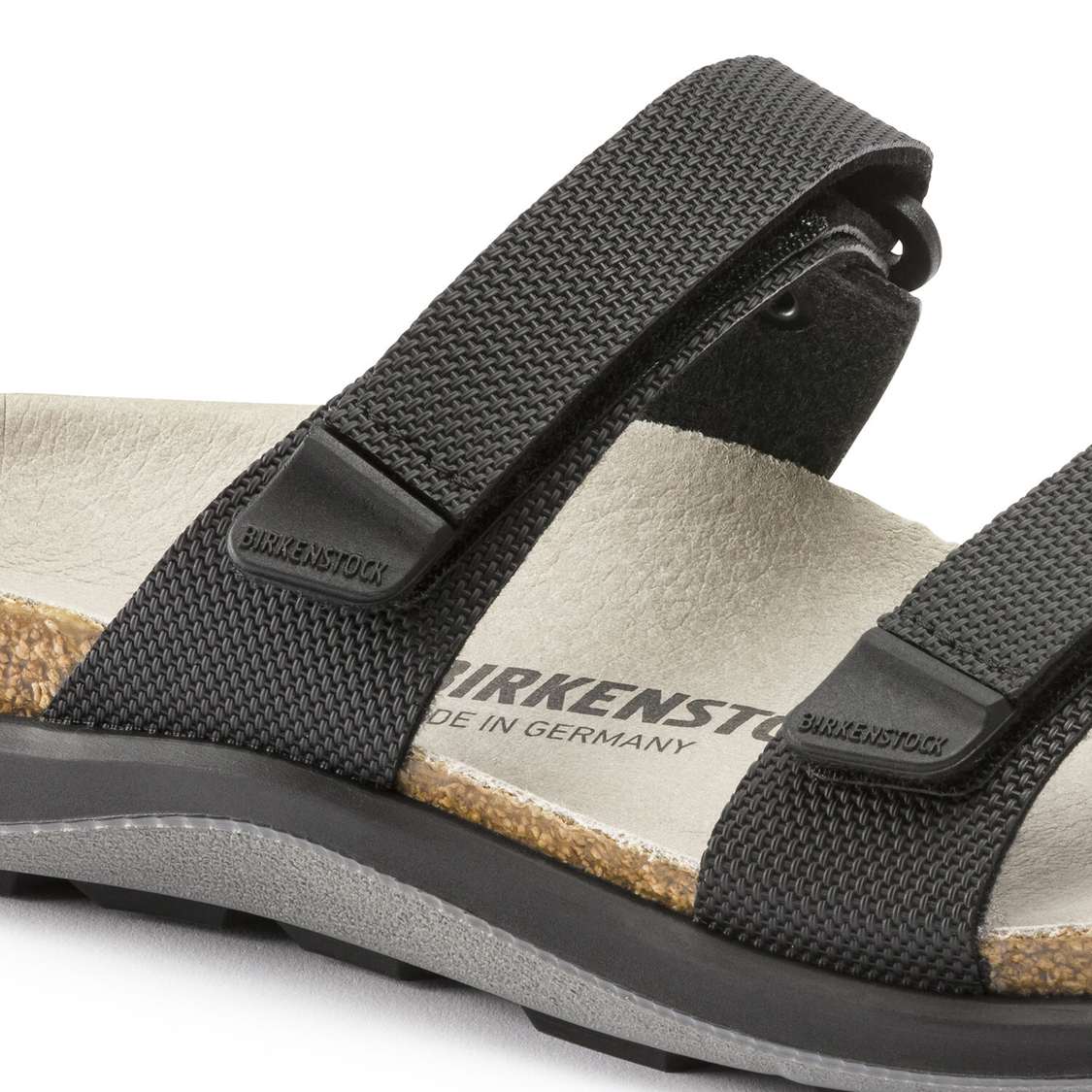 Birkenstock Sahara Birko-Flor Two Strap Sandals Black | J9nO8kCW8e3