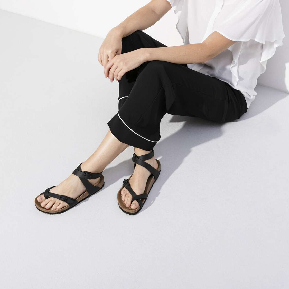 Birkenstock Yara Birko-Flor Ankle Strap Sandals Black | pN2SJ8epicv